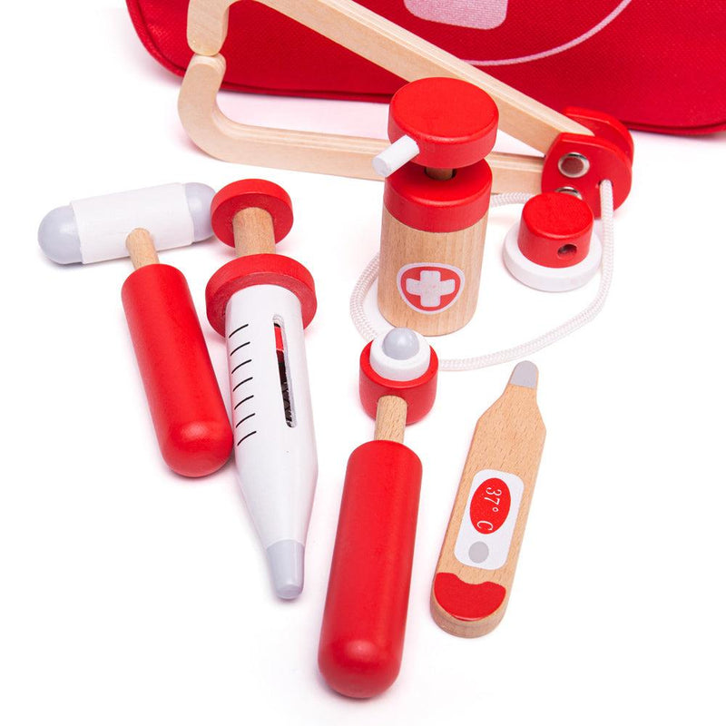 Bigjigs Doctor Kit items. Available from www.tenlittle.com.